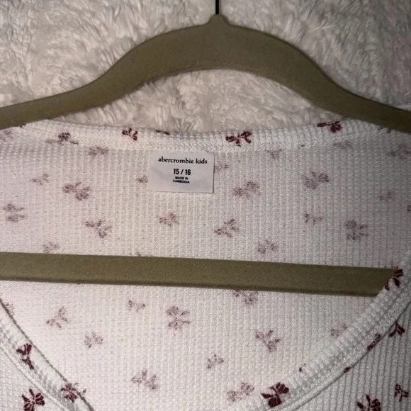 Abercrombie Kids Ribbon Long Sleeve Top - Picture 2 of 3